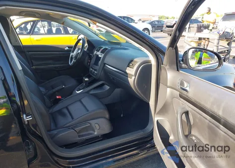 2010 Volkswagen Jetta Se z USA, uszkodzony, nr VIN 3VWRX7AJ2AM060635